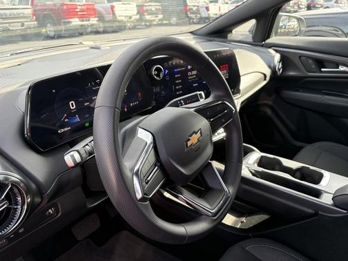 Sterling Gray Metallic 2026 Chevrolet Equinox EV LT