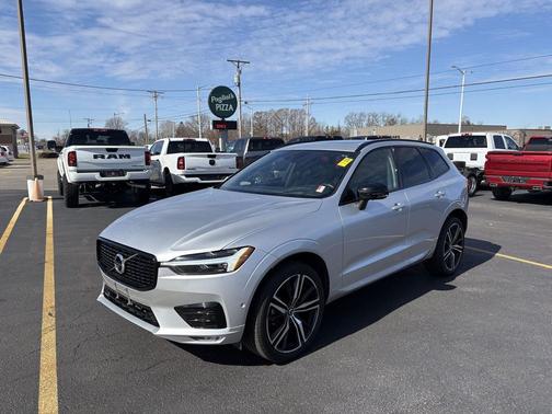 2021 Volvo XC60 T5 R-Design