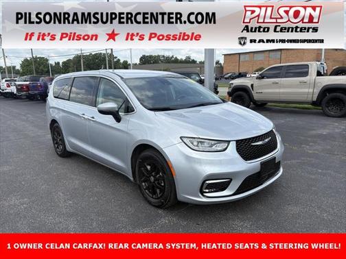 2023 Chrysler Pacifica Touring L
