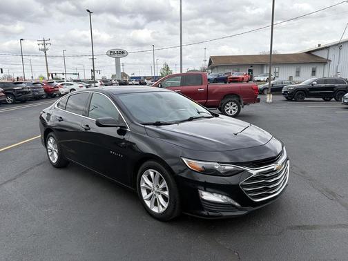 Mosaic Black Metallic 2021 Chevrolet Malibu FWD LT