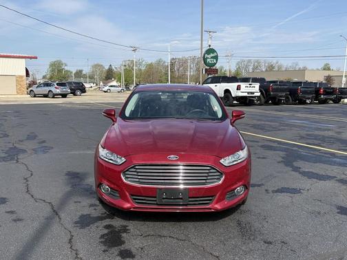 2015 Ford Fusion SE