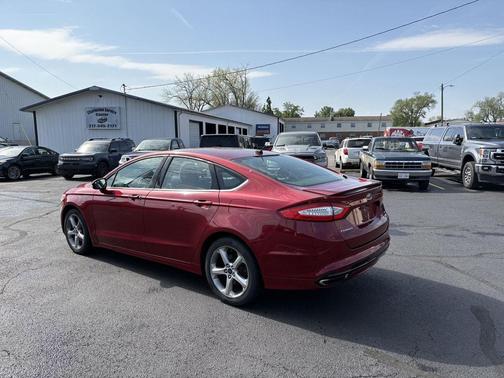 2015 Ford Fusion SE