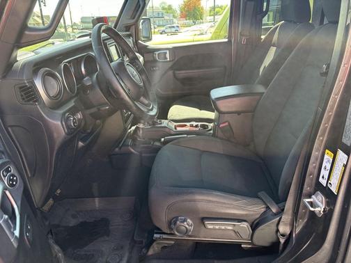 Granite Crystal Metallic Clearcoat 2020 Jeep Gladiator Sport S