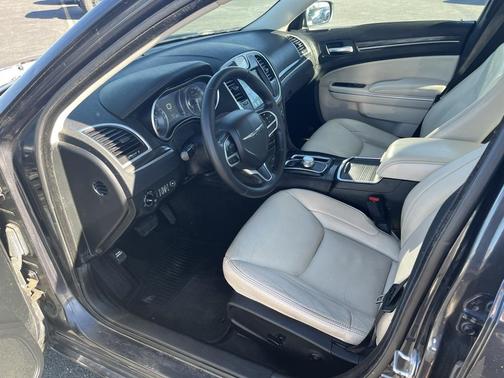 Maximum Steel Metallic Clearcoat 2018 Chrysler 300 Touring