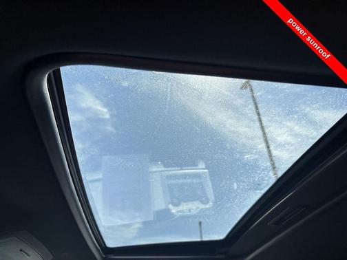 Bright White Clearcoat 2015 Dodge Challenger R/T Plus