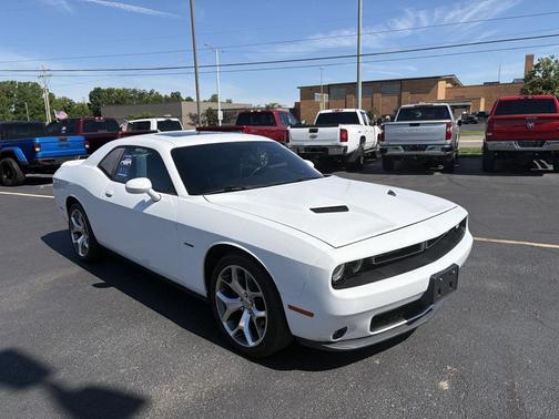 Bright White Clearcoat 2015 Dodge Challenger R/T Plus