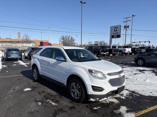 2017 Chevrolet Equinox LS