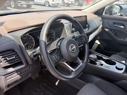 Super Black 2023 Nissan Rogue SV