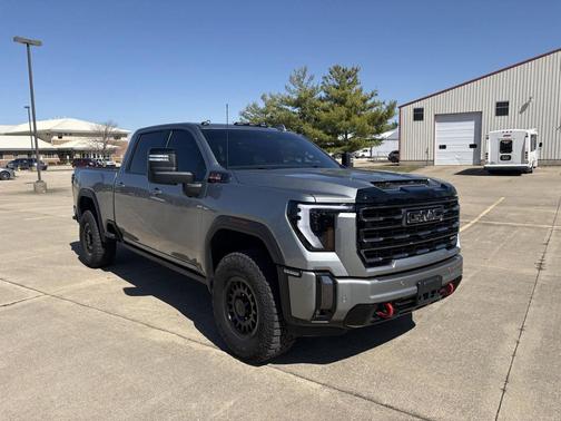 2024 GMC Sierra 2500 AT4