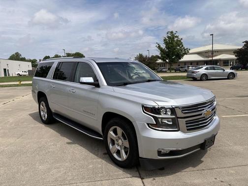 Silver Ice Metallic 2020 Chevrolet Suburban Premier