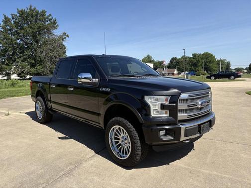 Tuxedo Black Metallic 2015 Ford F-150 Platinum