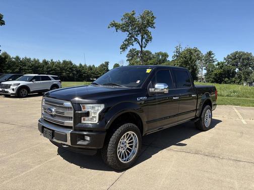 Tuxedo Black Metallic 2015 Ford F-150 Platinum