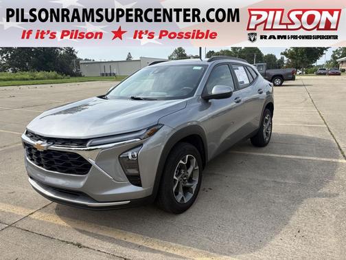Sterling Gray Metallic 2025 Chevrolet Trax LT
