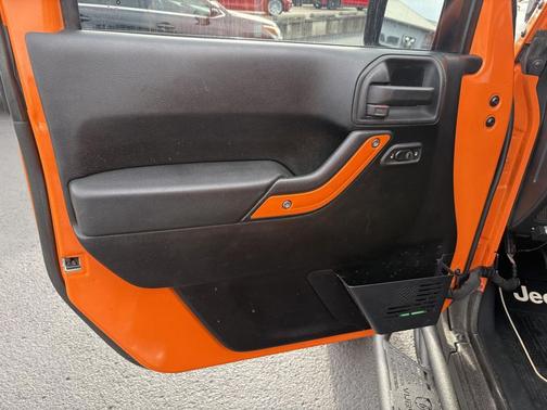 2012 Jeep Wrangler Unlimited Sport