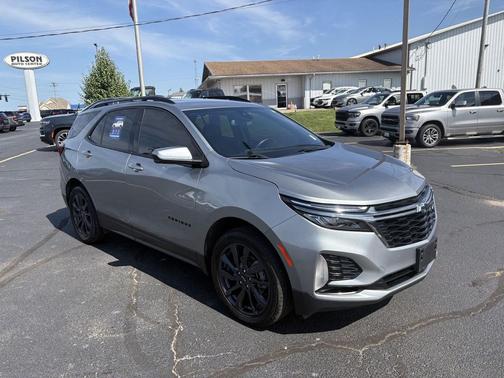 Sterling Gray Metallic 2023 Chevrolet Equinox AWD RS