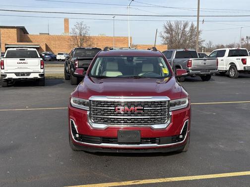 2020 GMC Acadia Denali