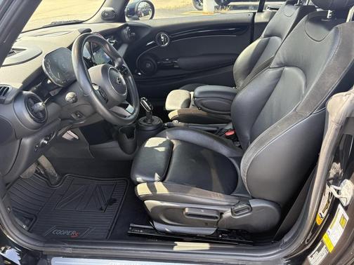 2022 MINI Convertible Cooper S