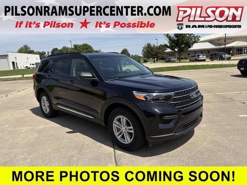 Agate Black Metallic 2024 Ford Explorer XLT