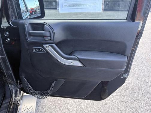 2011 Jeep Wrangler Sahara