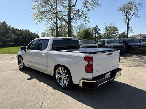 Summit White 2021 Chevrolet Silverado 1500 LT