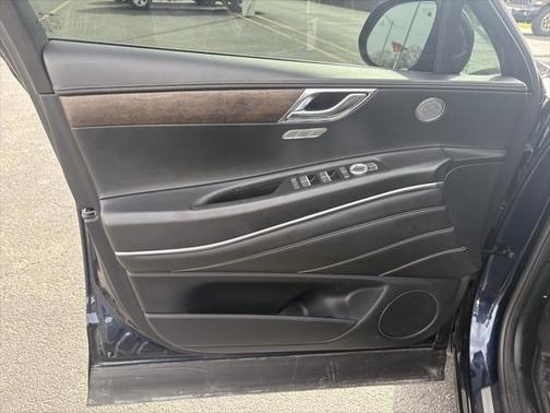 2023 Genesis GV80 2.5T