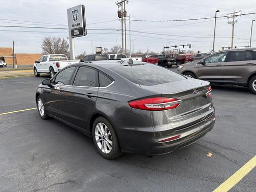 2019 Ford Fusion SE