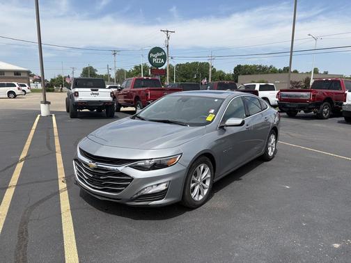 Sterling Gray Metallic 2024 Chevrolet Malibu FWD 1LT