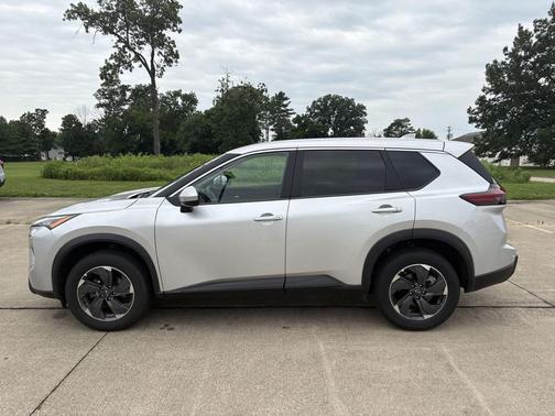 Brilliant Silver Metallic 2025 Nissan Rogue SV