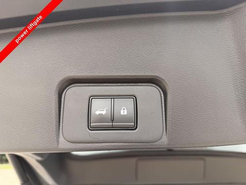 Brilliant Silver Metallic 2025 Nissan Rogue SV