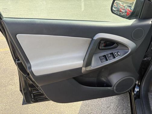 2012 Toyota RAV4 Limited