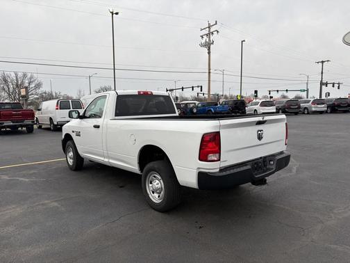 2018 RAM 2500 Tradesman Regular Cab 4x2 8' Box