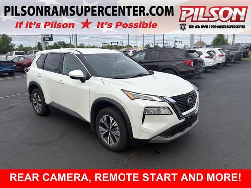Pearl White Tricoat 2022 Nissan Rogue SV