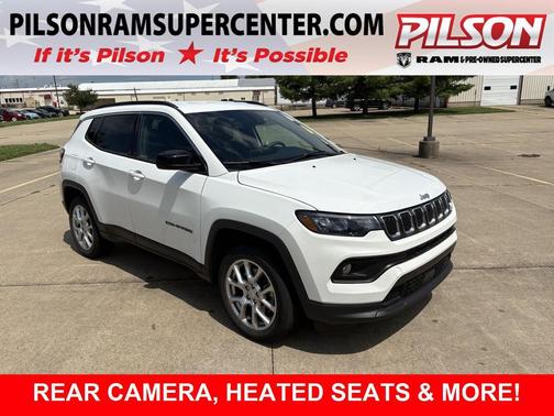 Bright White Clearcoat 2023 Jeep Compass Latitude Lux