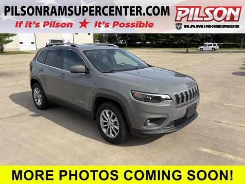 Sting-Gray Clearcoat 2021 Jeep Cherokee Latitude Lux