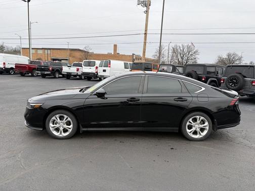 2023 Honda Accord LX 1.5T