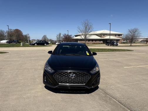 Phantom Black 2019 Hyundai SONATA Sport