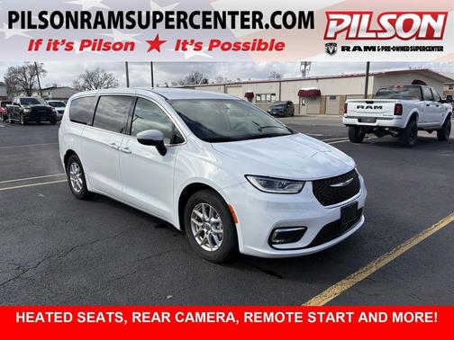 2023 Chrysler Pacifica Touring L