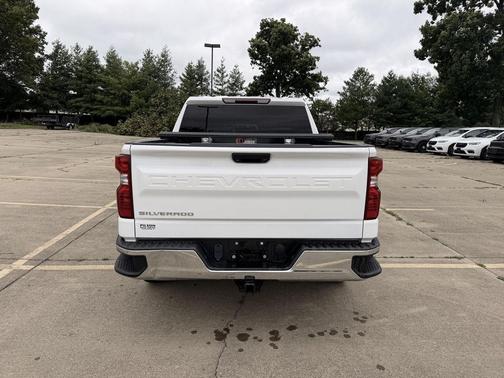 Summit White 2023 Chevrolet Silverado 1500 WT