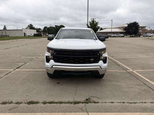 Summit White 2023 Chevrolet Silverado 1500 WT