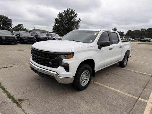 Summit White 2023 Chevrolet Silverado 1500 WT
