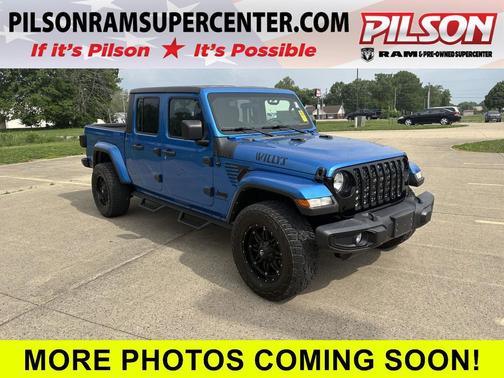 Hydro Blue Pearlcoat 2022 Jeep Gladiator Sport