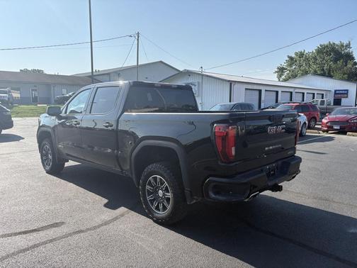 Onyx Black 2025 GMC Sierra 1500 AT4