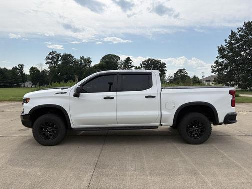 Summit White 2023 Chevrolet Silverado 1500 ZR2