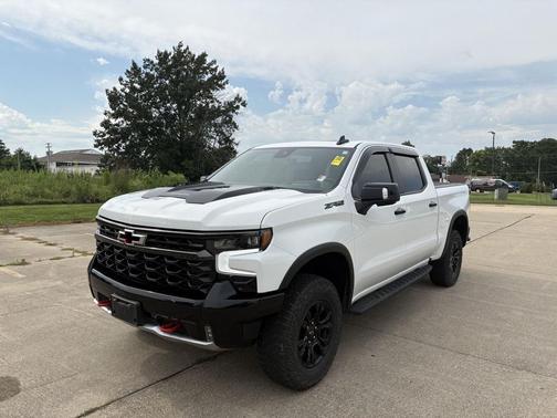 Summit White 2023 Chevrolet Silverado 1500 ZR2