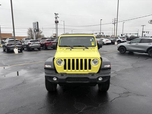 2023 Jeep Wrangler Sport