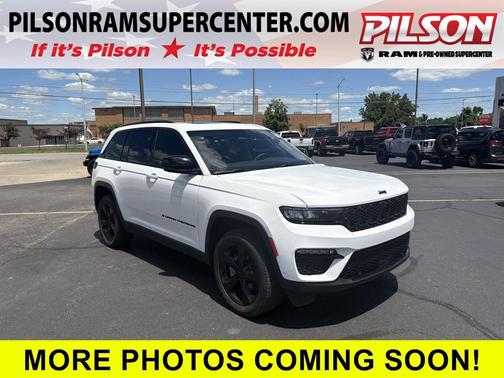 Bright White Clearcoat 2023 Jeep Grand Cherokee Limited