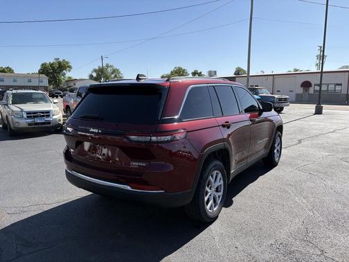 Velvet Red Pearlcoat 2022 Jeep Grand Cherokee Limited