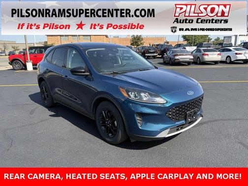 2020 Ford Escape SE