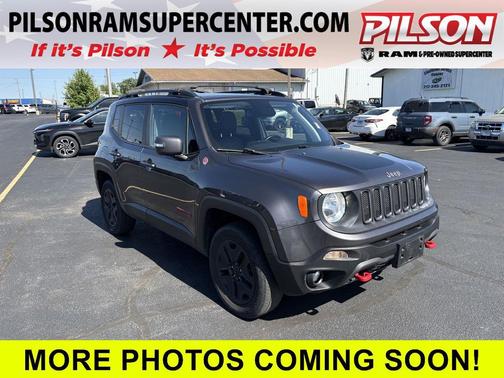 Granite Crystal Metallic Clearcoat 2018 Jeep Renegade Trailhawk