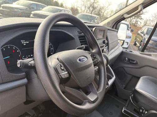 2025 Ford Transit-250 Base